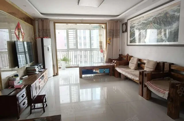 低于10万 二中  145平 二中书香东郡 3室2厅 储车位