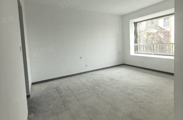 和鸣大观 产权清晰 南北通透 次新房 电梯房 双卫