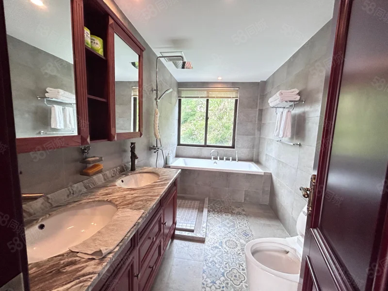 武夷山碧桂园7室3厅5卫500㎡南418万