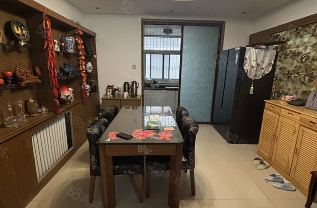 金山花园3室2厅134㎡95万二手房图片