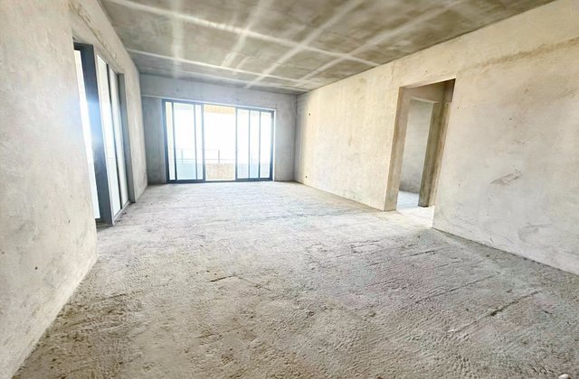 保利东悦花园5室2厅175.5㎡300万二手房图片