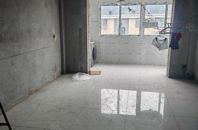 虹越豪庭2室2厅91.34㎡20万二手房图片