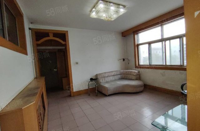 文轩一中三室朝阳103万龙山南区多层免大税可按揭随时看房