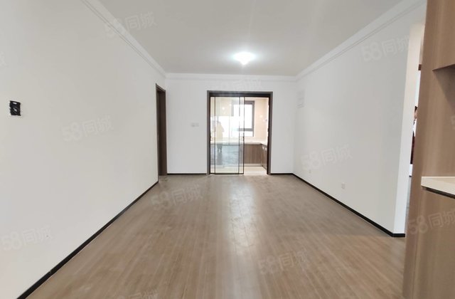 保利和府(二期)4室2厅139㎡106万二手房图片