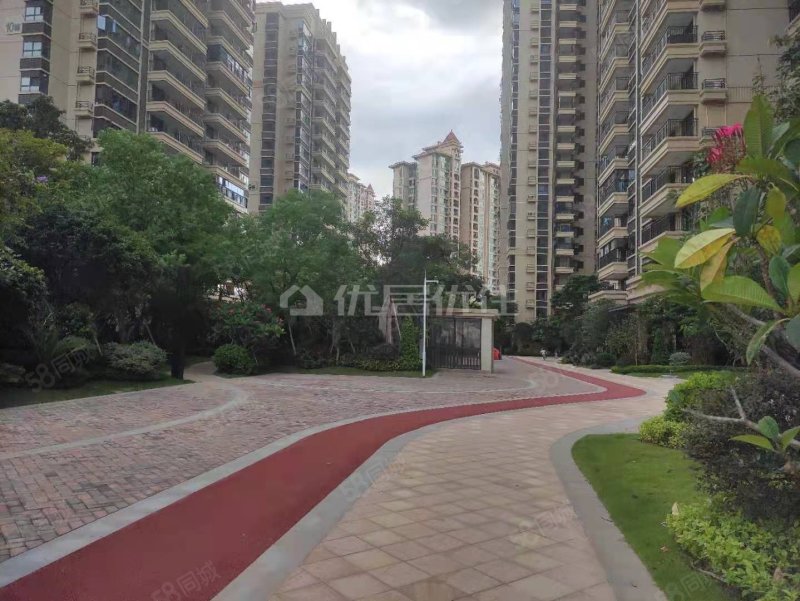 盛邦香颂4室2厅2卫98㎡东南118万