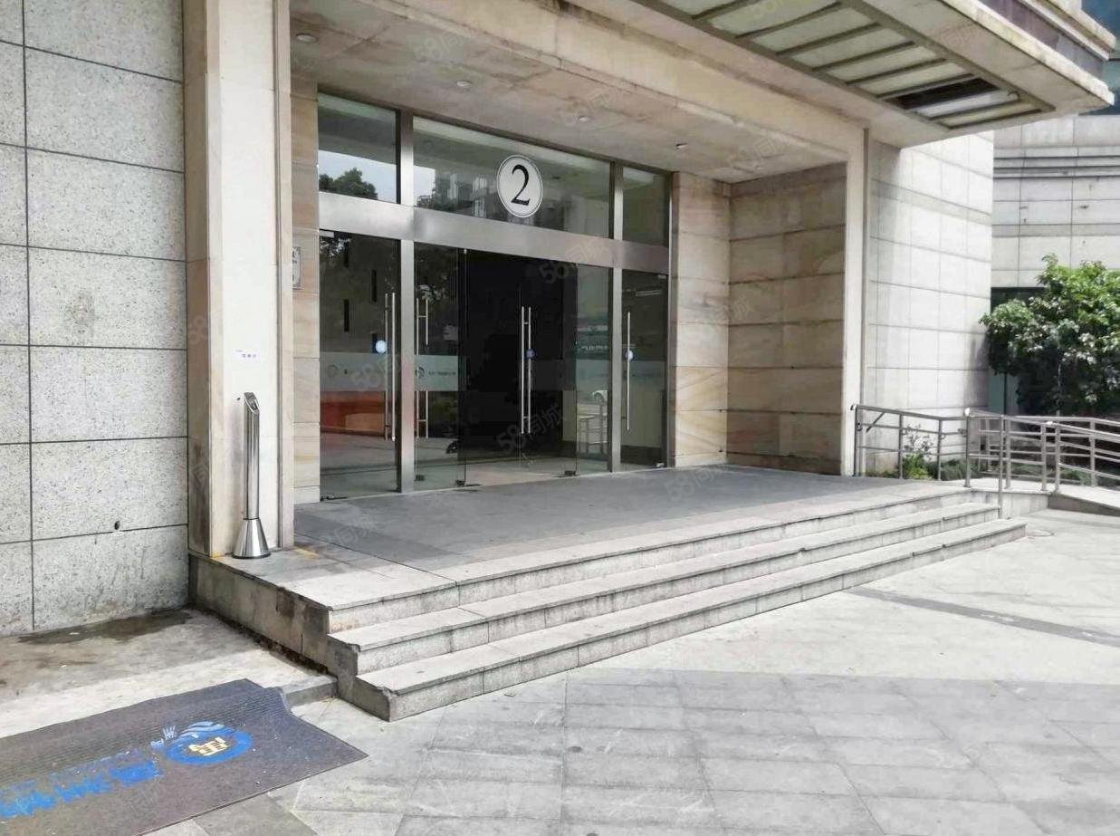 9号线金桥路站地铁口通燃气挑高55m精装loft