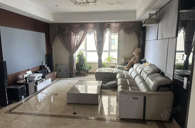 开发区 振华 附近精装四居室 免大税带双车位 带储采光好