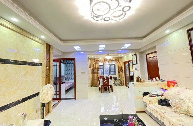 深业金榜山3室3厅138.66㎡150万二手房图片