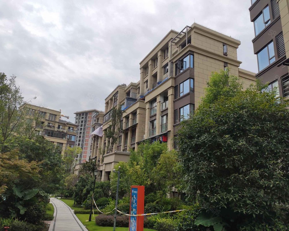 【两江未来城紫云台, 两江未来城紫云台小区详情,房价走势,房源,业主