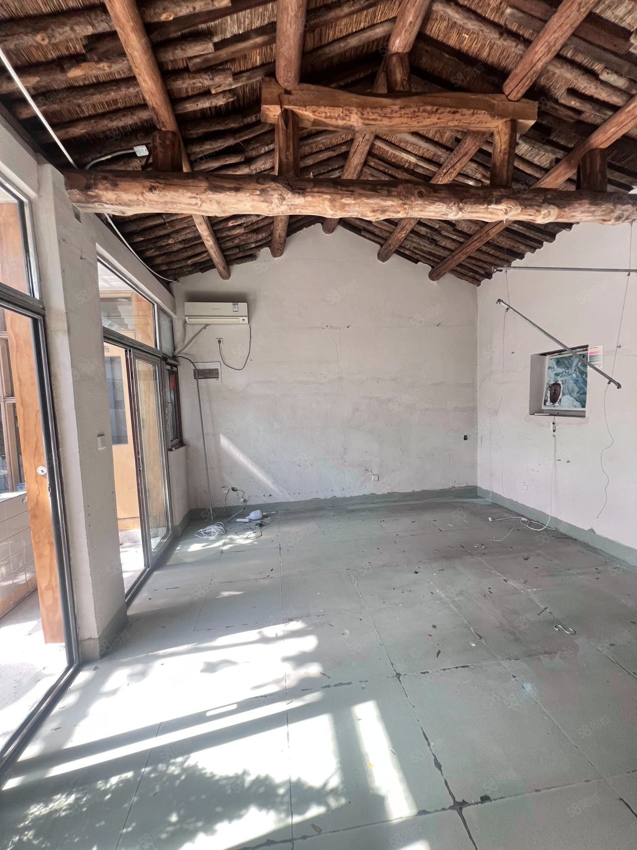 羊肉胡同小區(qū)2室1廳1衛(wèi)65㎡南北1080萬