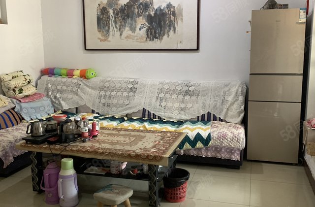 水晶城，七中旁，地暖房28个，急用钱随时看房，怡景花园