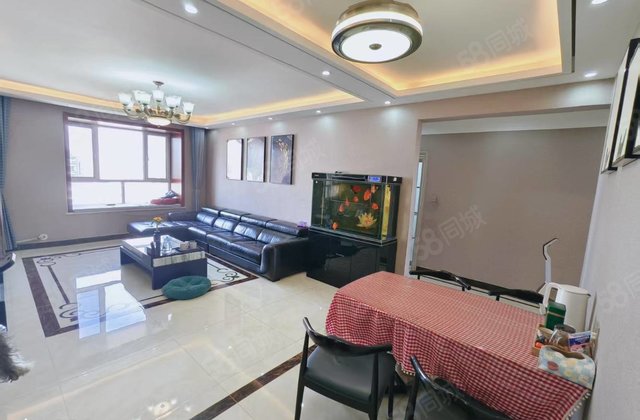 金柱大学城四室两卫 精装30万 带双车位储藏室免大税