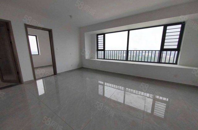 财干路，嘎嘎新，房东赔15个，带车位地下室朗悦府，水城印象