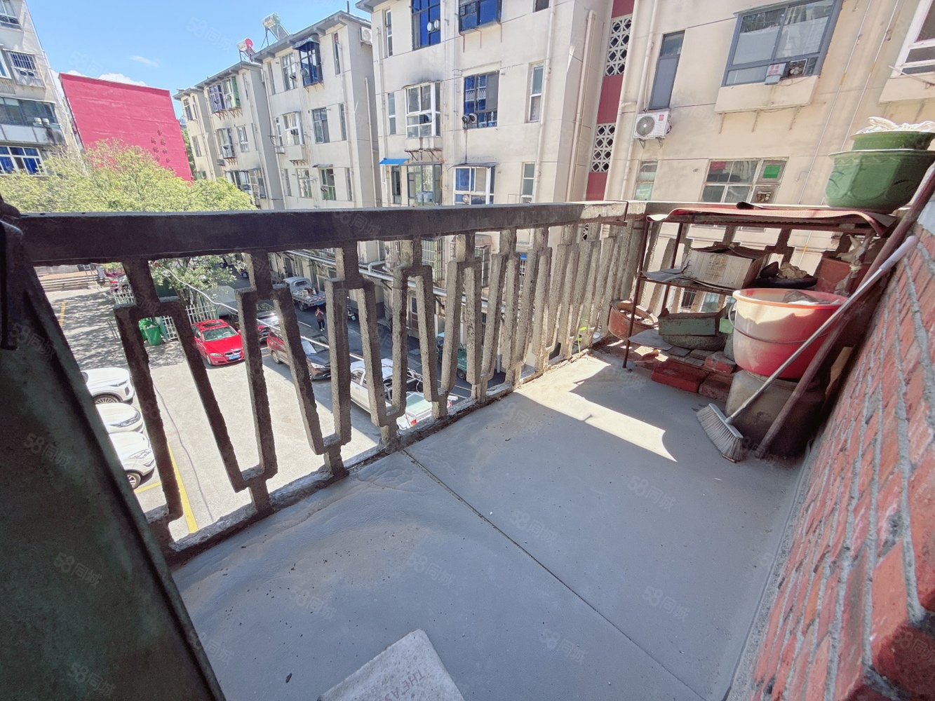 沿河小区2室2厅1卫75㎡南北25万