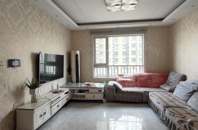 徒骇河旁东苑中学，中间好楼层全天采光，南北通透房东急售住不着