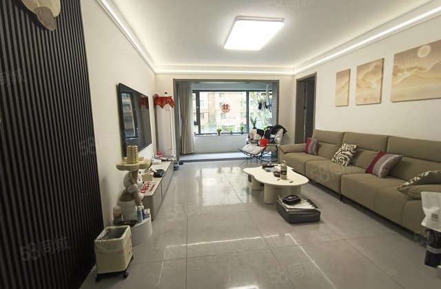 高新区文轩 实验 金裕新城 元宝三叶草户型精装好楼层 赠储