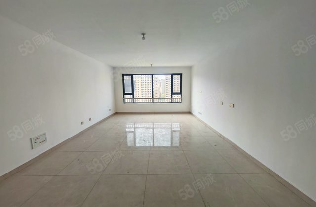 新一中外国语丶东边户大四居 洋房 送车位储藏室 没住过 急售