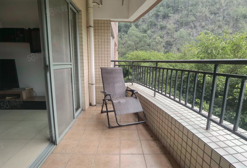 南湖半岛花园电梯房低密度社区得房率高双卫产权清晰