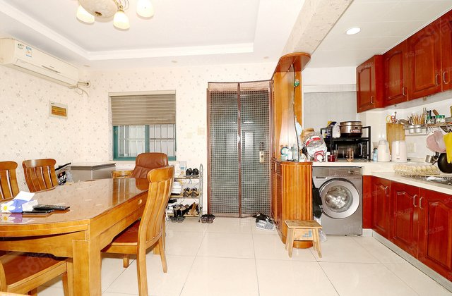 东新园望景苑2室1厅81.92㎡160万二手房图片