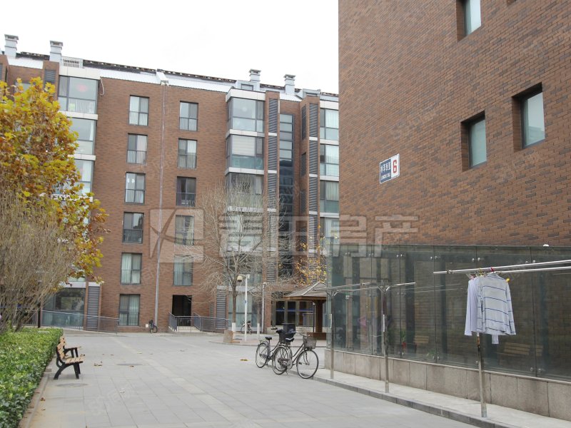 澳林觀邸3室2廳2衛(wèi)168.62㎡南北1630萬