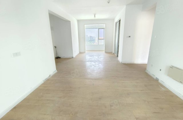 急售！二中南邻 锦绣学府 边户好楼层 免 送储