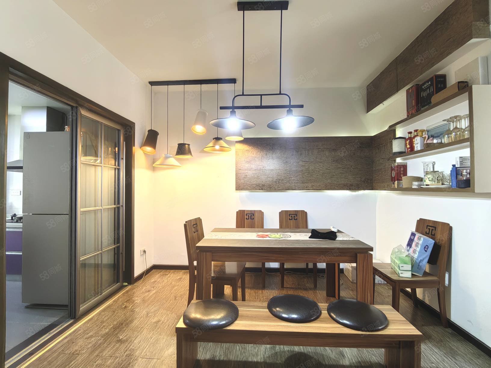 和昌国际城二期3室2厅2卫118㎡南北87万