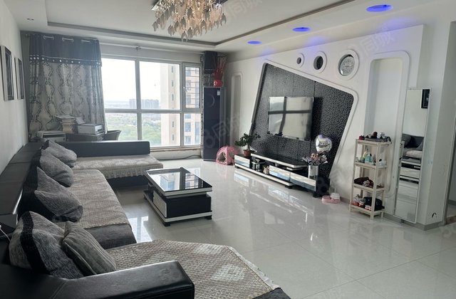 万达广场(萨尔图)3室2厅172.45㎡82万二手房图片