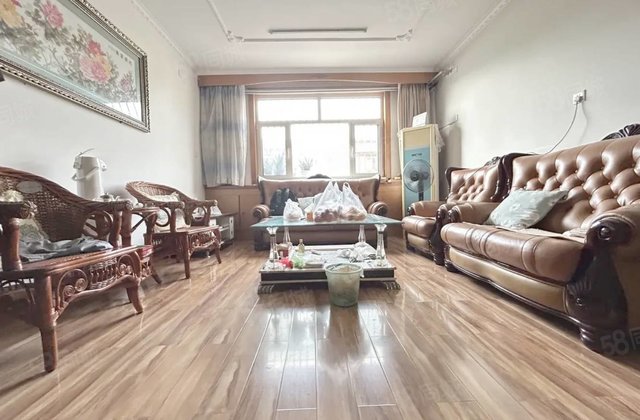 全明双卫，双阳台，阳光，实验，三里铺，鸿顺花园，香江，月亮湾