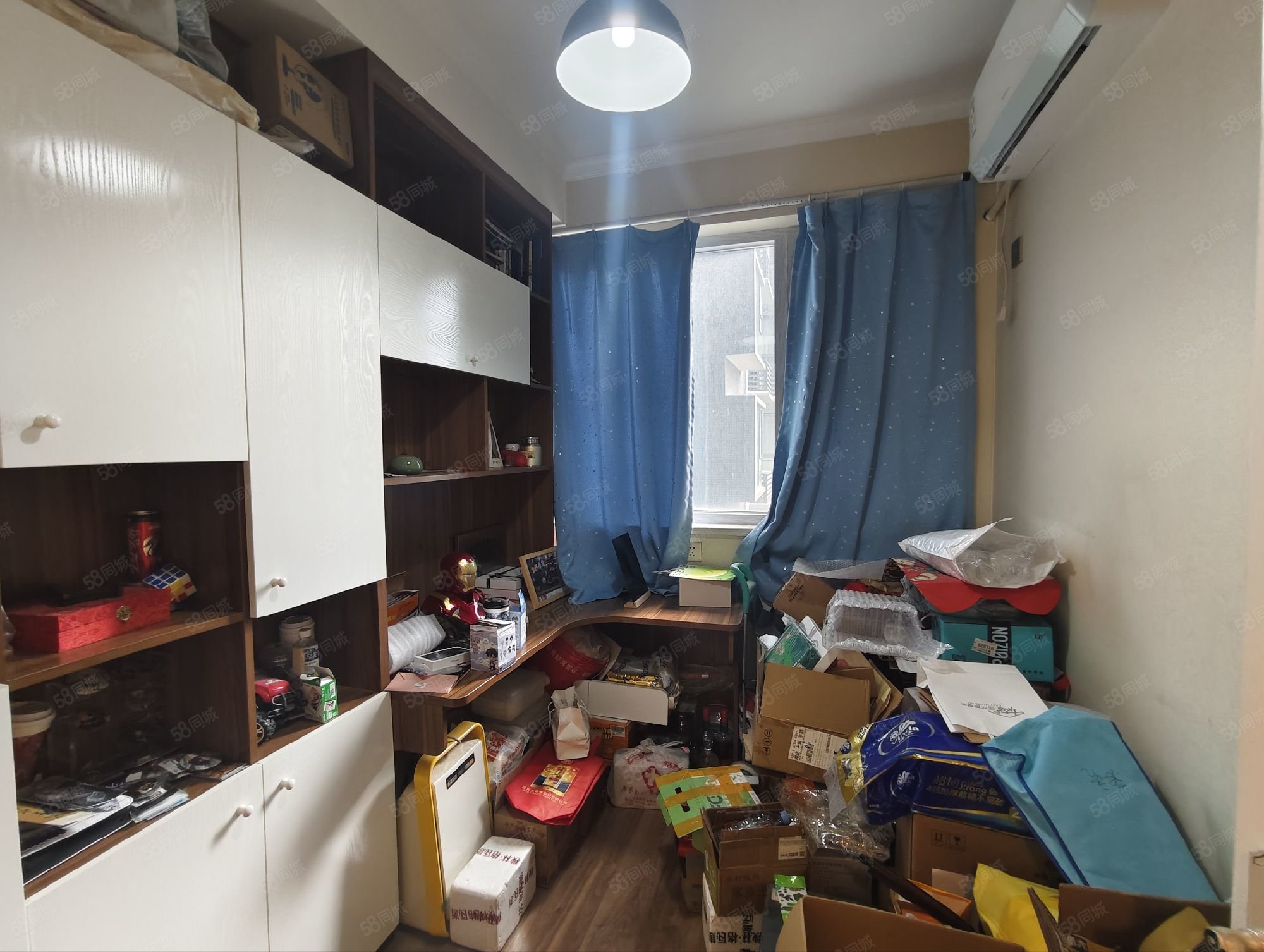 东正国际3室2厅1卫95㎡南北82万