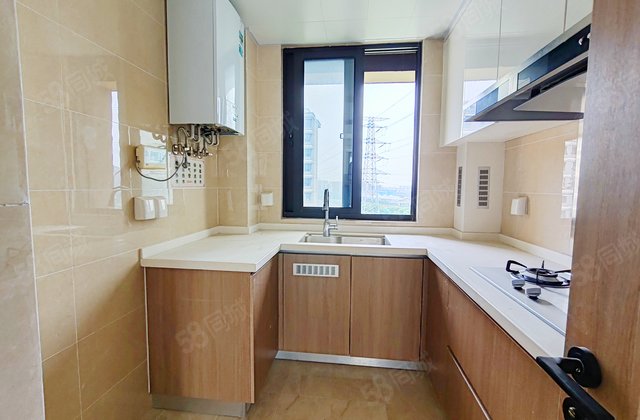 望云山花园4室2厅118.92㎡199万二手房图片