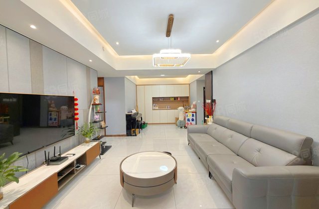 富豪公馆3室2厅103.2㎡186万二手房图片