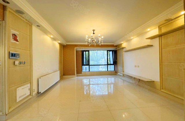 华侨城纯水岸208区4室2厅150.94㎡350万二手房图片