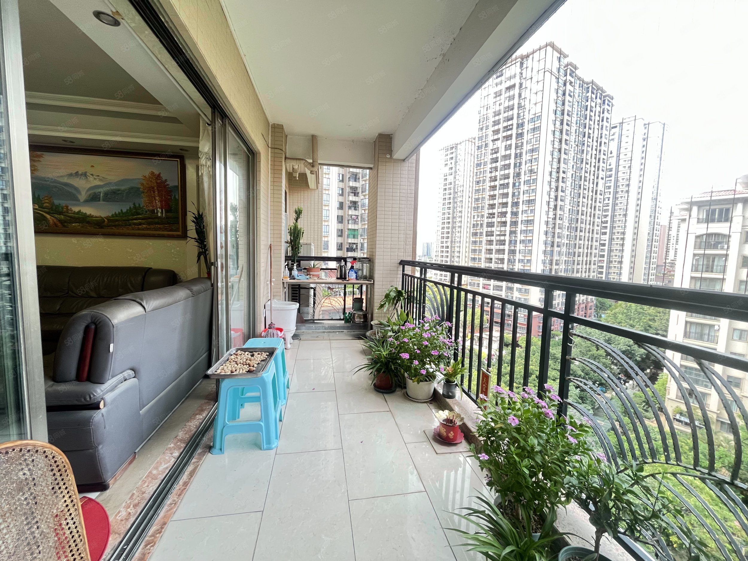 161房73万 拎包入住 东城中 四房,加州花园一期