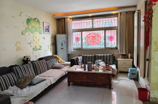 东昌本部，一楼，送车库储藏室，双卫，看房方便