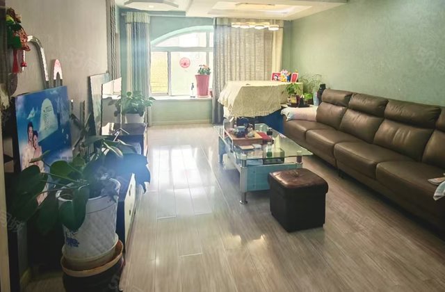 喀什阳光小区B区3室2厅105㎡53万二手房图片