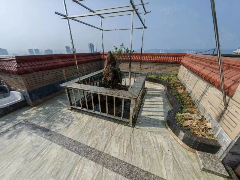 电梯小高层顶跃花园漂亮豪华装修小区安静环境好