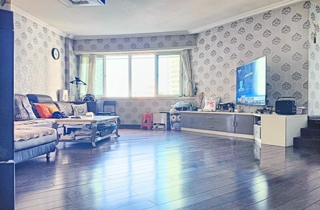 华宇广场3室2厅126.58㎡188万二手房图片