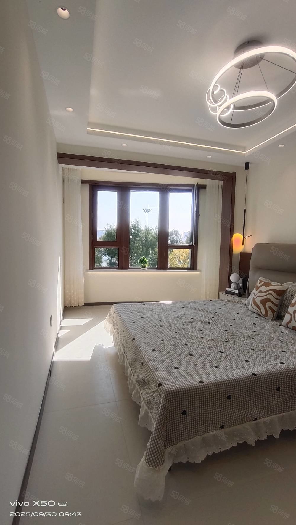 锦江丽都3室1厅1卫120㎡南北76万