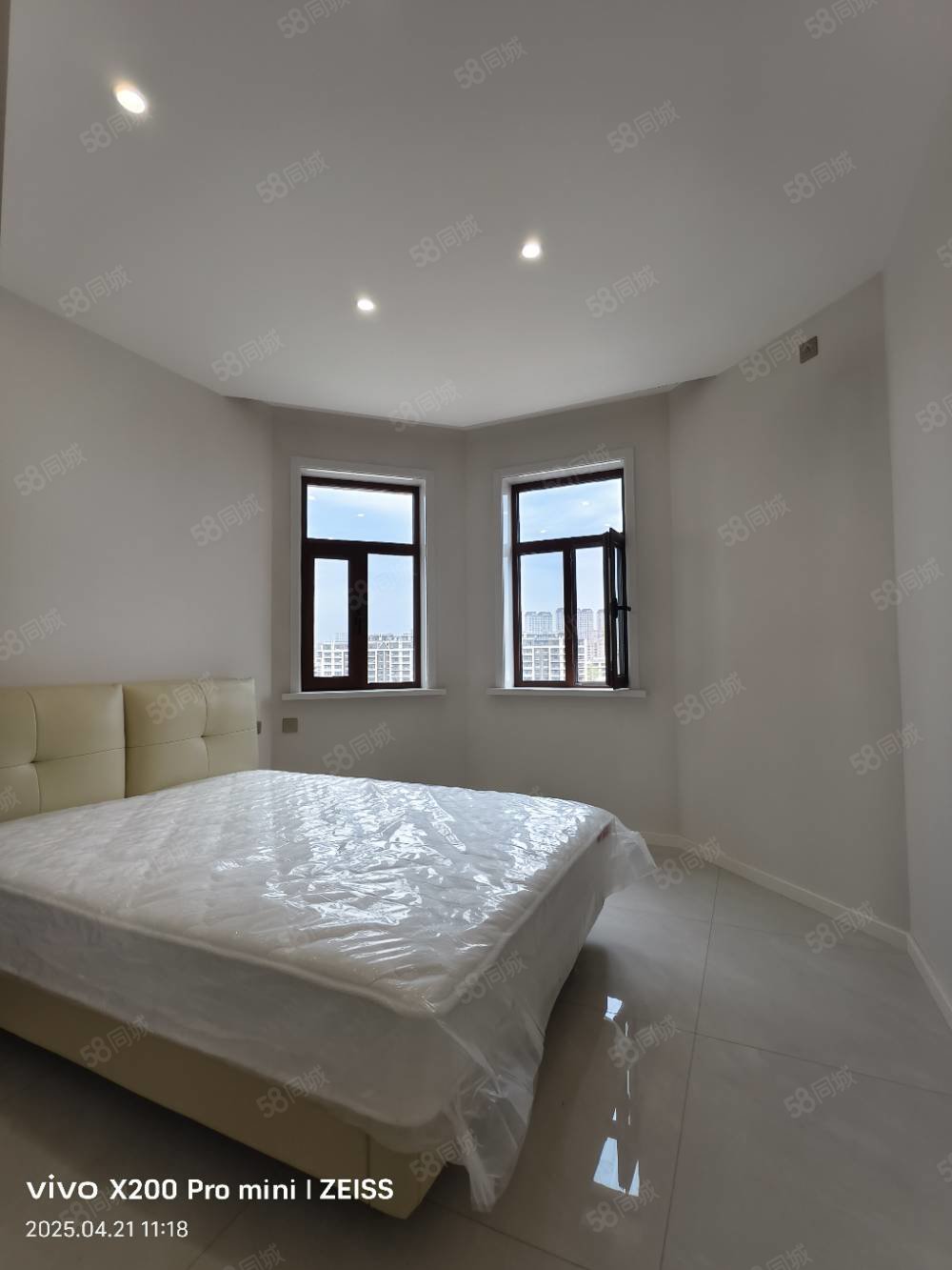 玉圭园4室2厅2卫173㎡南北93.8万