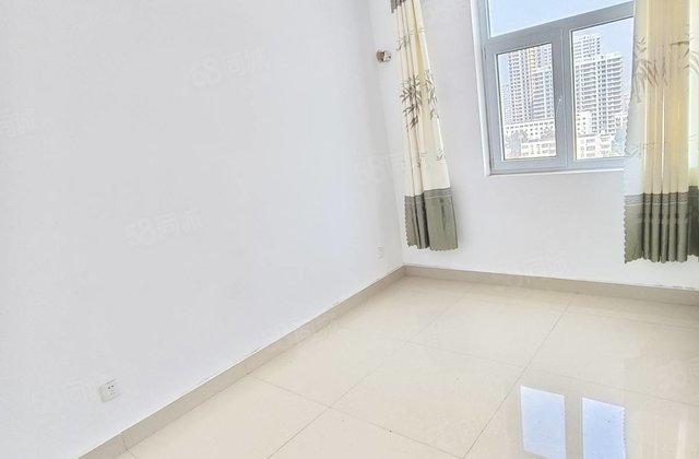 人民公园 六中 大润发 豆营 三室两厅 有证带储可随时过户