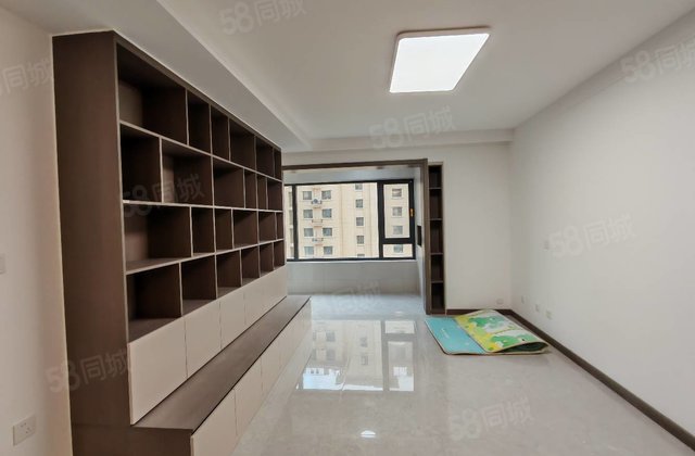 金裕新城！高新区文轩 精装三居室 动静分区  双阳台 采光好