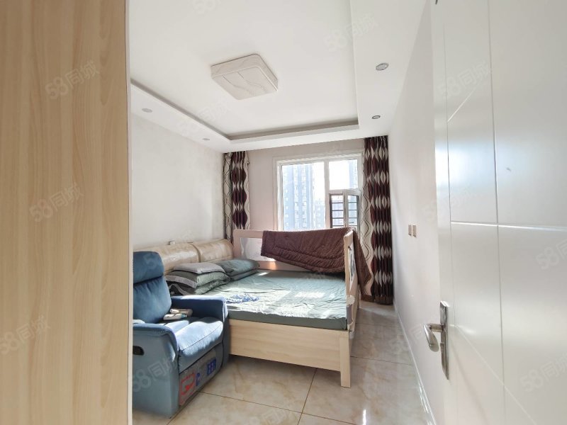 【10图】吉粮康郡,两室标准格局,电梯房,精装修,吉粮康郡-松原58同城