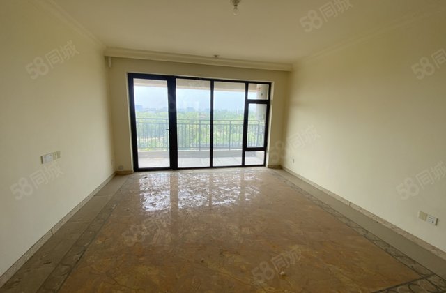 边户 翡丽湾新房未住 免大税 四居室双卫 带车位 锦绣学府