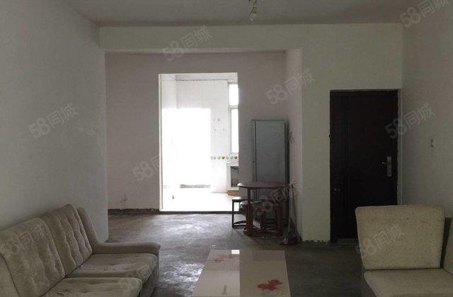 芳菲苑小区3室1厅118㎡37万二手房图片