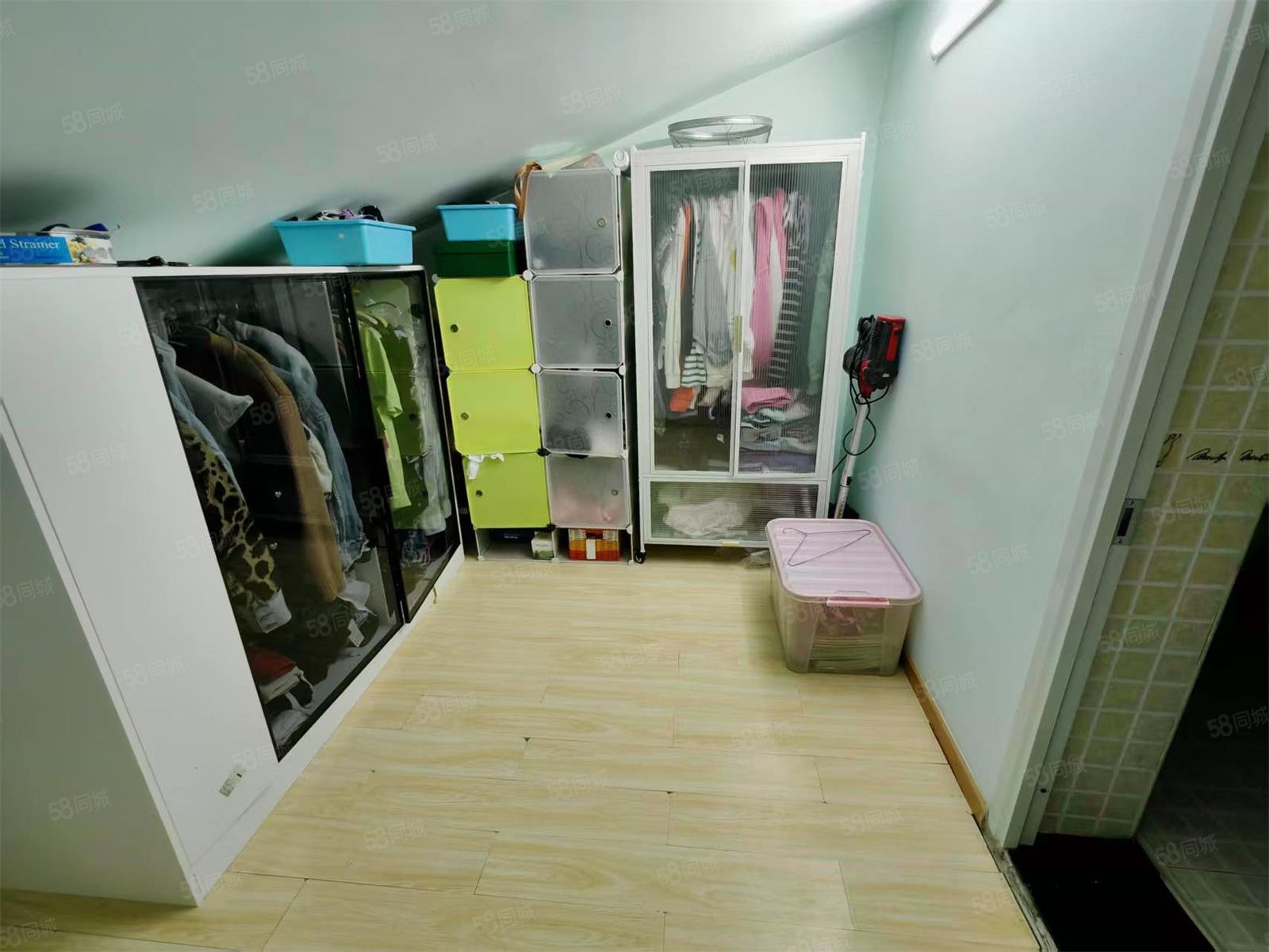 良工佳苑3室2廳2衛(wèi)83.81㎡南北102萬