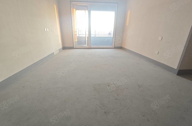 保利时光印象3室2厅115㎡80万二手房图片