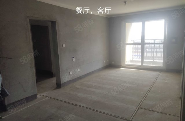 建业城3室2厅2卫110㎡南51万