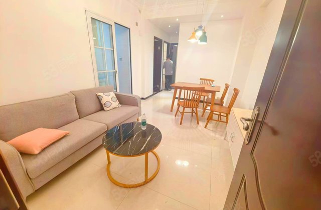 海珠中路小区3室2厅53.26㎡107.8万二手房图片