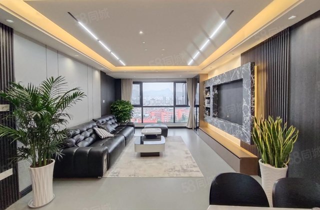 河畔润园3室2厅132㎡66.6万二手房图片