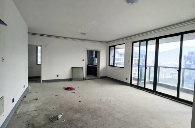 荣远璟廷4室2厅142㎡223万二手房图片